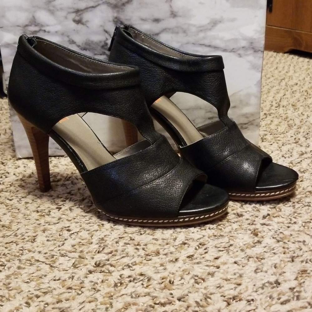 💰 50% OFF💰Levity Peep Toe Platform Shoes 8 1/2